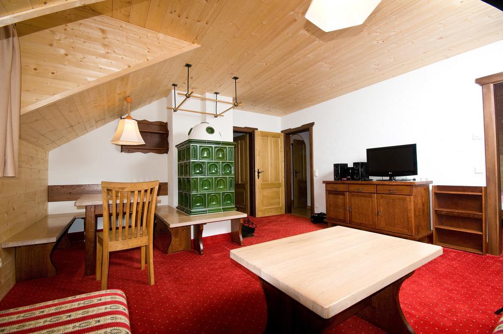Alpenhaeuser Marcius Sonnenalpe Nassfeld Quarto foto