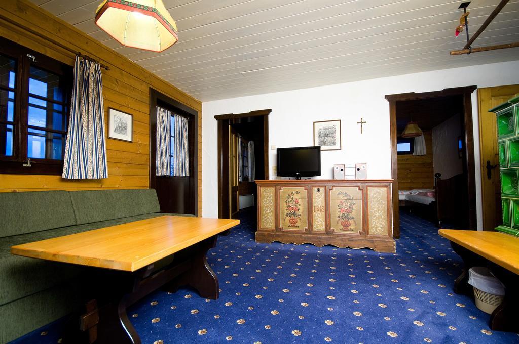 Alpenhaeuser Marcius Sonnenalpe Nassfeld Quarto foto